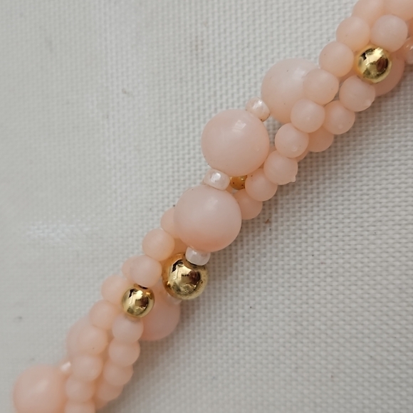 TRIFARI Vintage Soft Pink 22" Necklace - Picture 4 of 6
